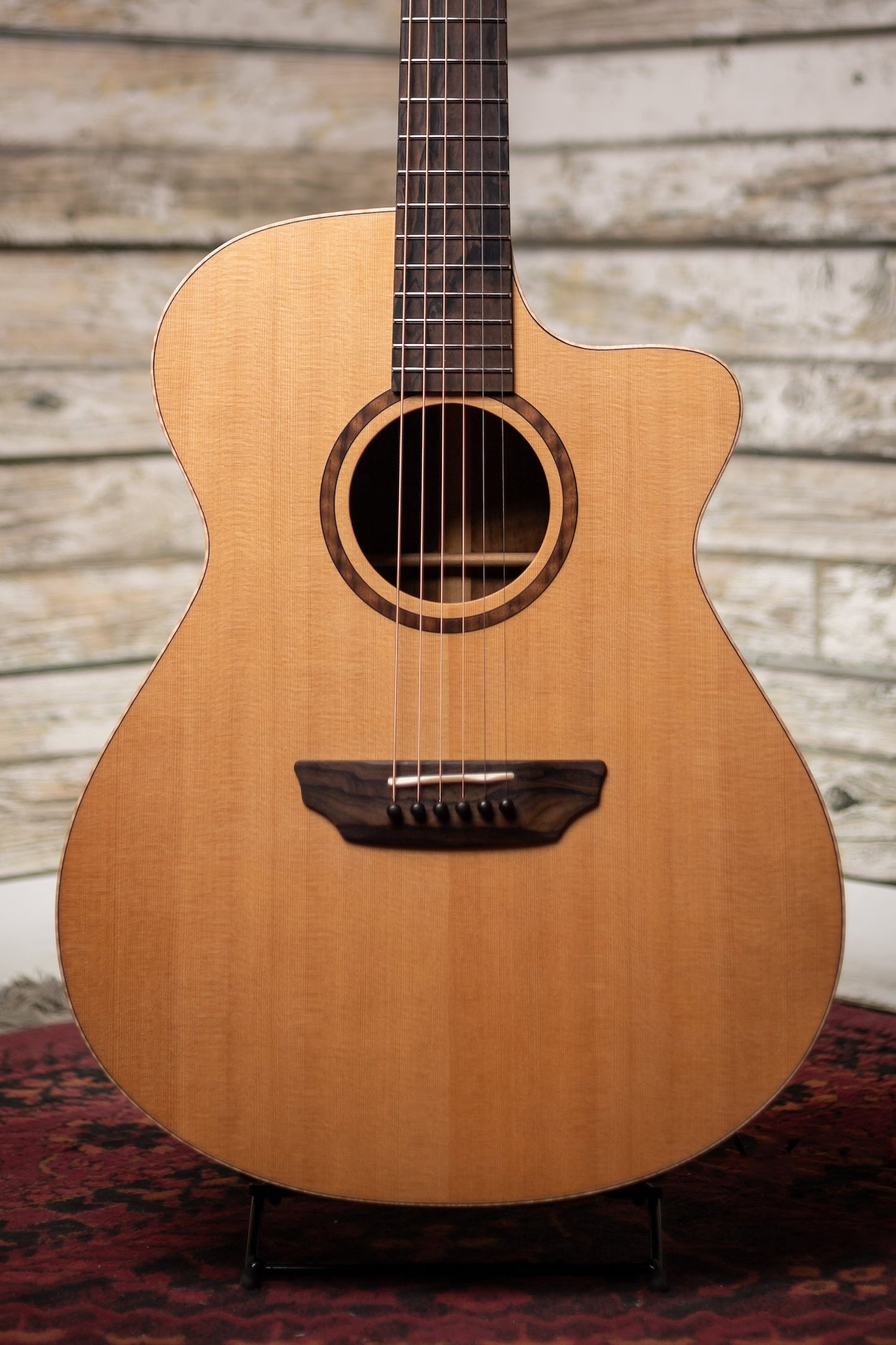 Donovan Leah Guitars Caroline Master Grade Cutaway Acoustic Guitar - Natural