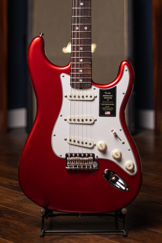 Fender  American Vintage II 1965 Stratocaster Round-Lam Electric Guitar - Candy Apple Red