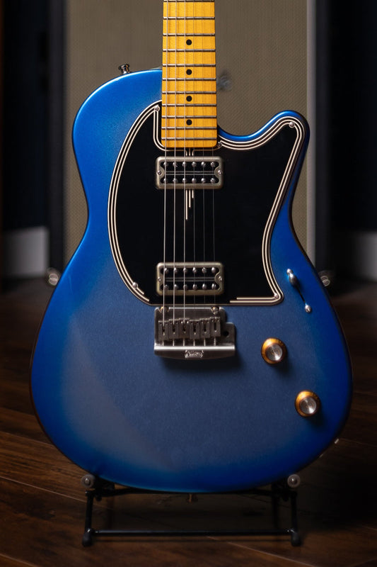 Belltone B Classic Three Electric Guitar - Skyburst